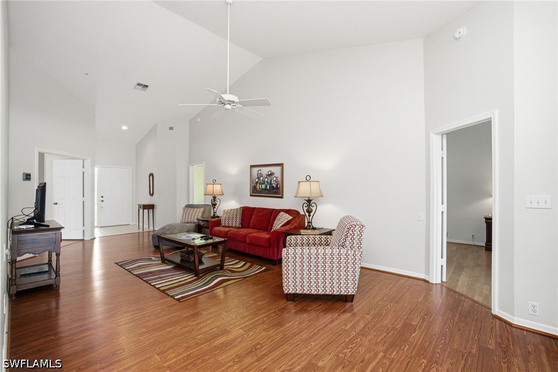 2 Bed Condominium for Sale in Bermuda Cays, photo 2