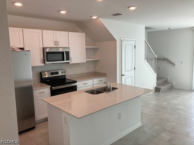 3 Bed Townhouse for Sale in Portico, photo 2