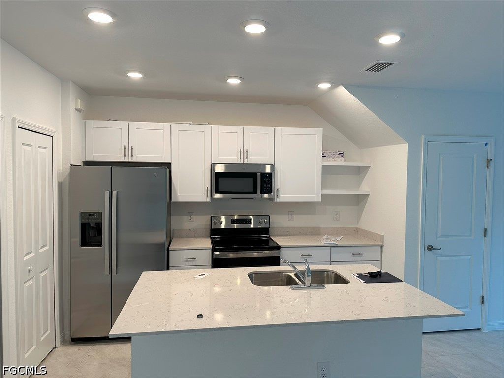 3 Bed Townhouse for Sale in Portico, photo 2