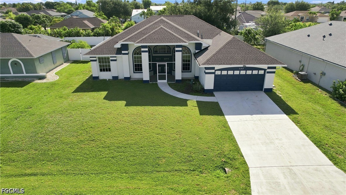 4 Bed SingleFamilyResidence for Sale in Cape Coral, photo 2