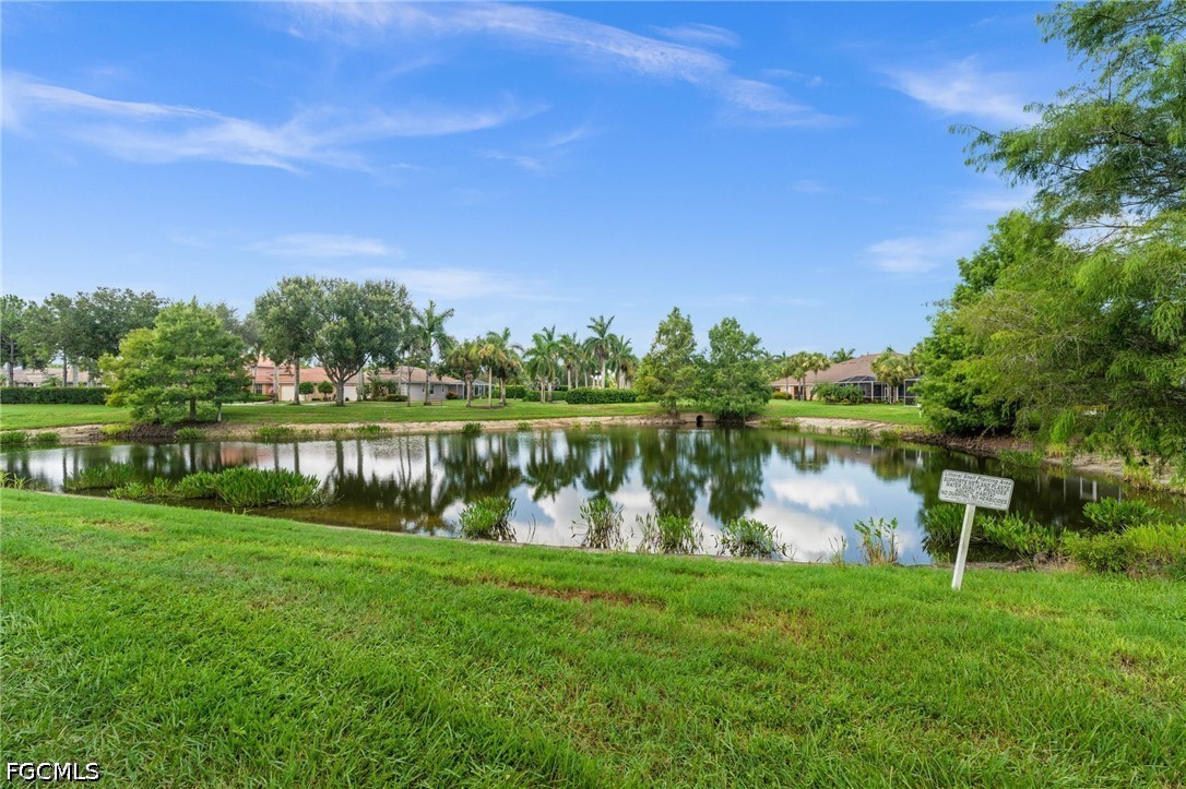 3 Bed Waterfront Home for Sale in Naples, photo 2