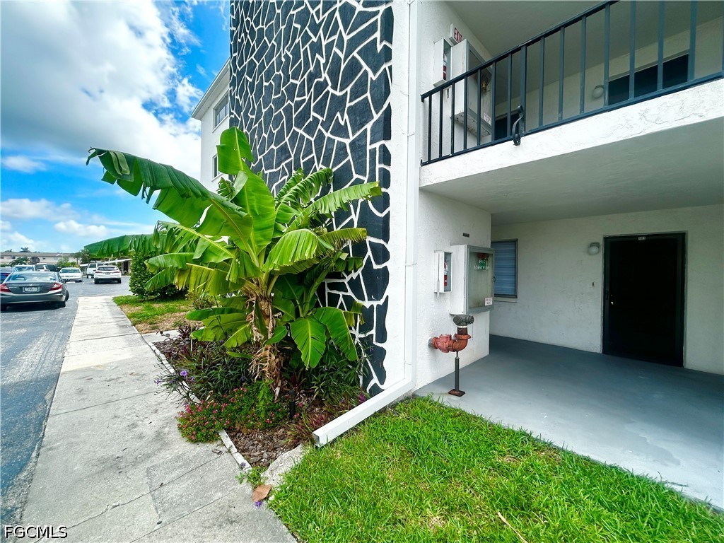 2 Bed Condominium for Sale in Capeway Condo, photo 2