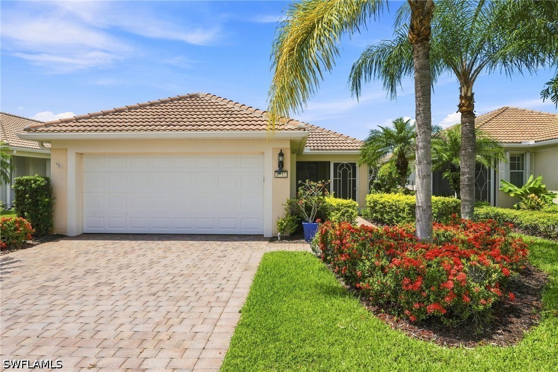 3 Bed Waterfront Home for Sale in Verona Walk, photo 2