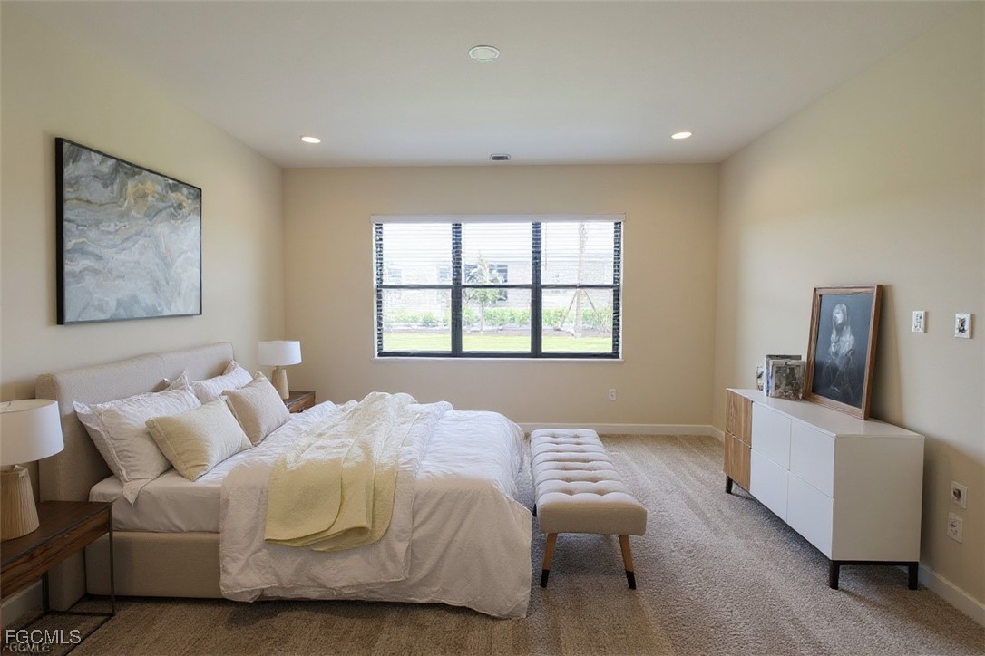 3 Bed SingleFamilyResidence for Sale in Valencia Harbor, FL — photo 11
