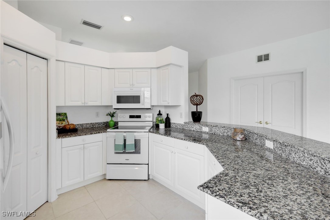 3 Bed Waterfront Home for Sale in Bella Terra, FL — photo 11
