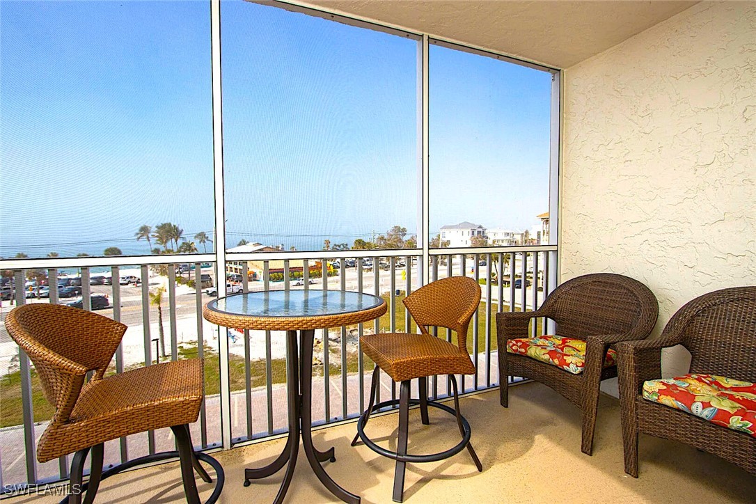 1 Bed Pool Home for Sale in Bonita Springs, photo 11