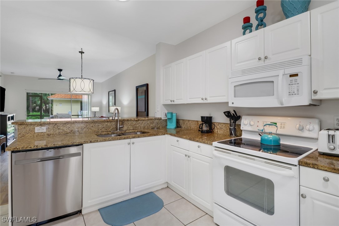 2 Bed Condominium for Sale in Naples, photo 11