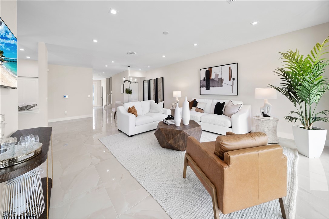 3 Bed Attached for Sale in Parkway Preserve, FL, $485,990 — photo 11
