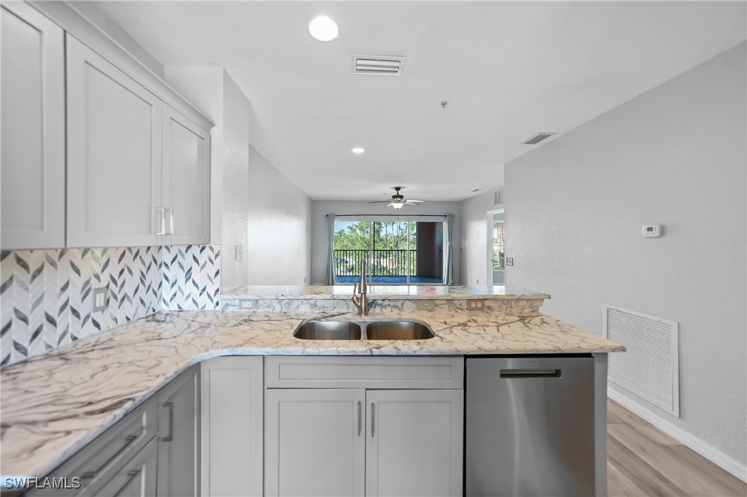 2 Bed Condominium for Sale in Deep Creek, photo 11