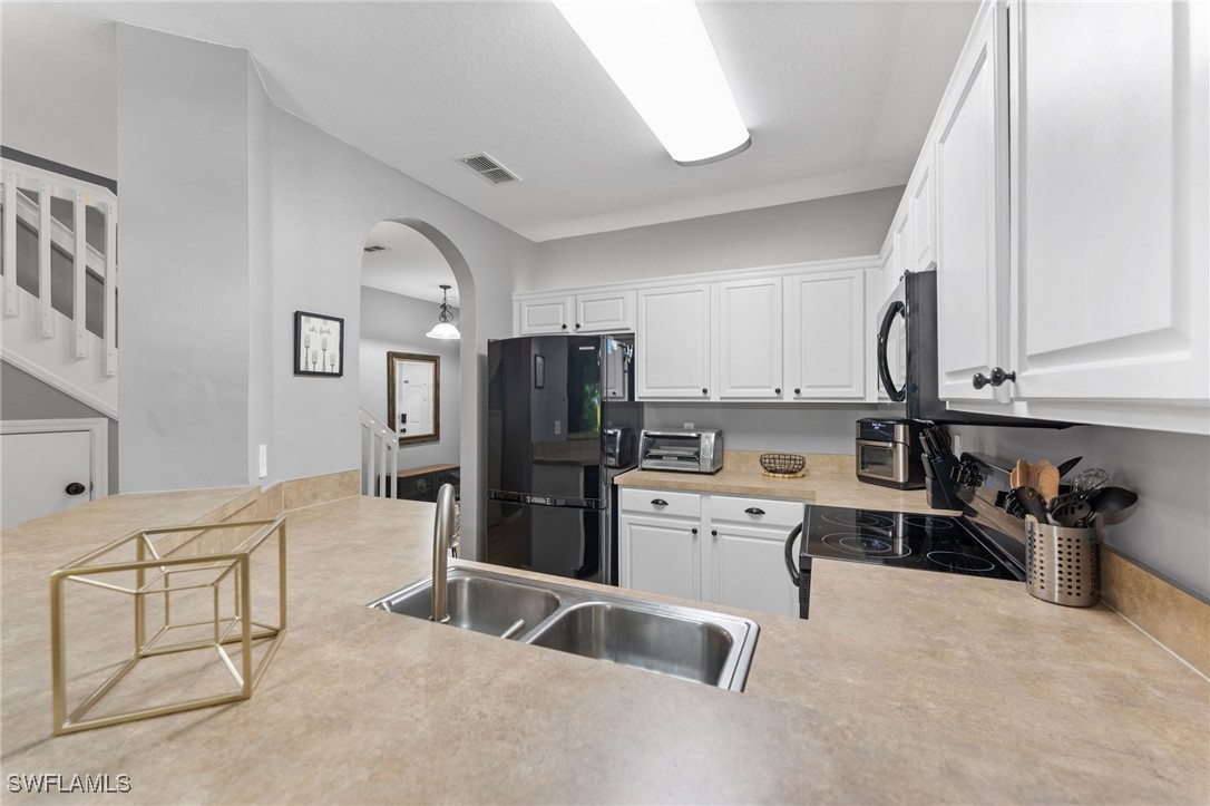 2 Bed Townhouse for Sale in Cypress Landing, photo 11