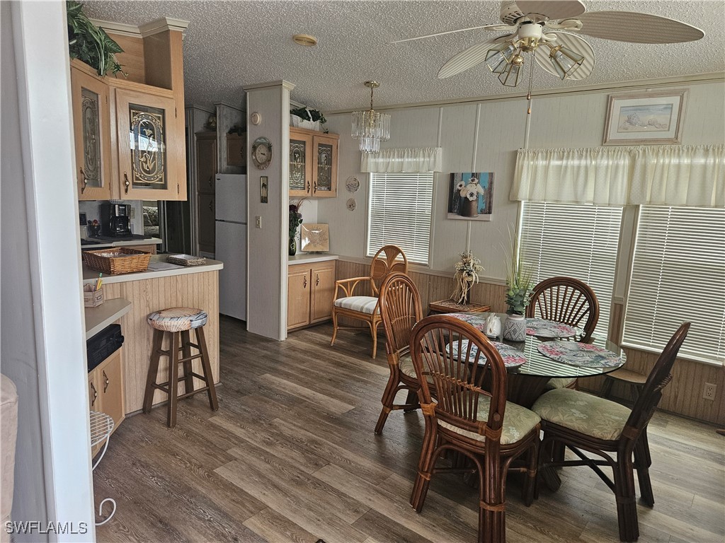 1 Bed ManufacturedHome for Sale in Naples, FL, $87,500 — photo 11