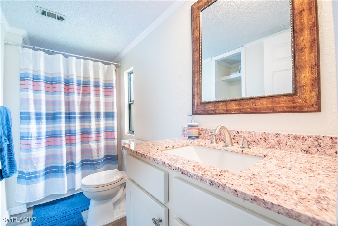 2 Bed ManufacturedHome for Sale in Pine Island Cove, photo 11