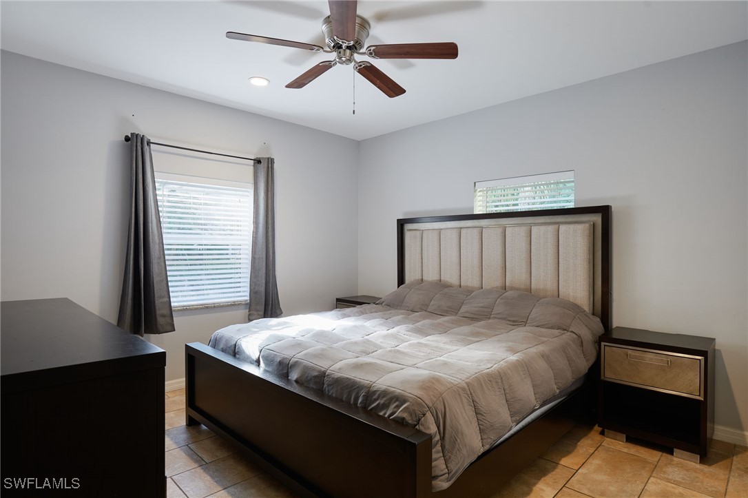 2 Bed SingleFamilyResidence for Sale in Buckingham, FL — photo 11