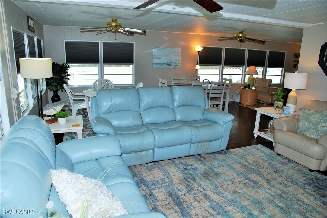 2 Bed ManufacturedHome for Sale in North Fort Myers, photo 11