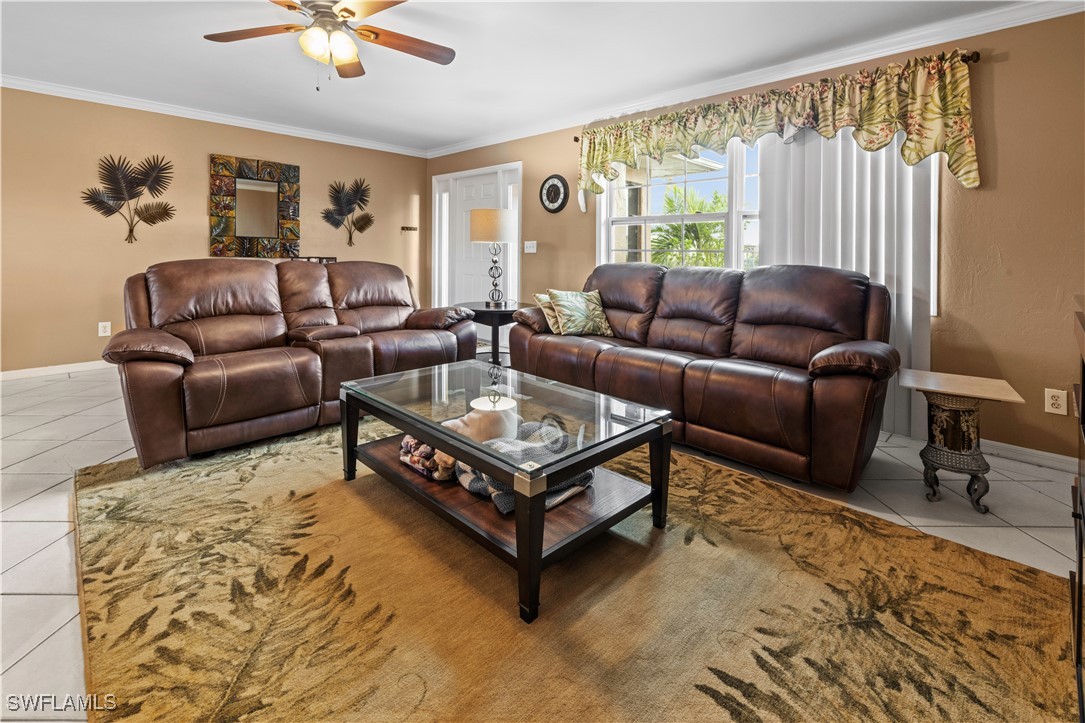 3 Bed Waterfront Home for Sale in Cape Coral, photo 11