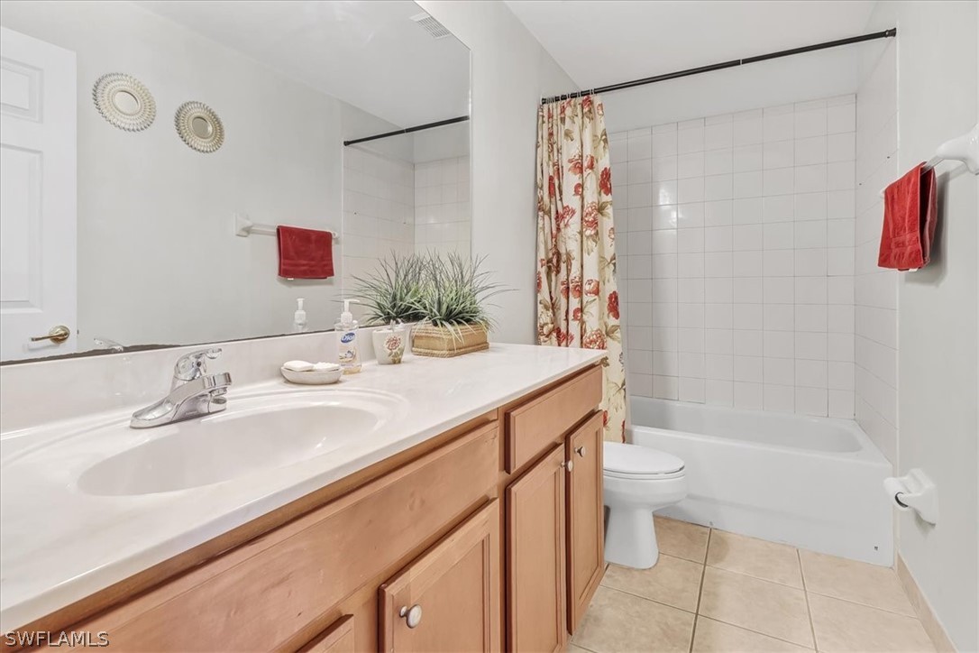 3 Bed Townhouse for Sale in Naples, FL, $320,000 — photo 11