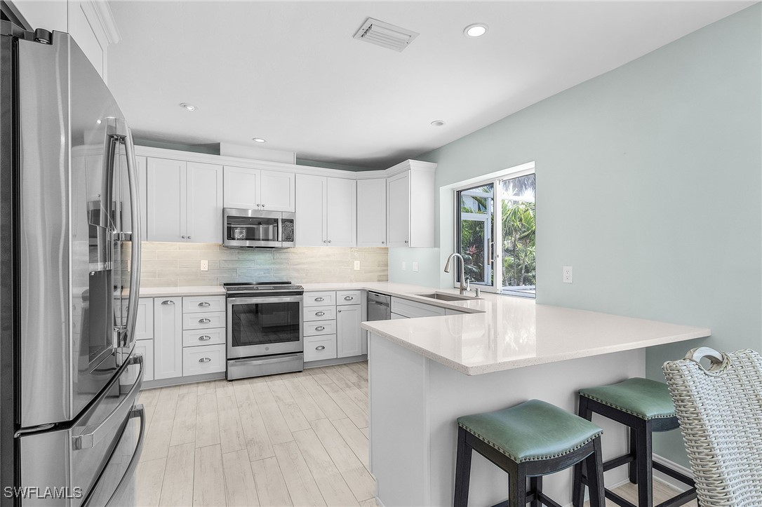 4 Bed Pool Home for Sale in Bayview Acres, FL, $975,000 — photo 11