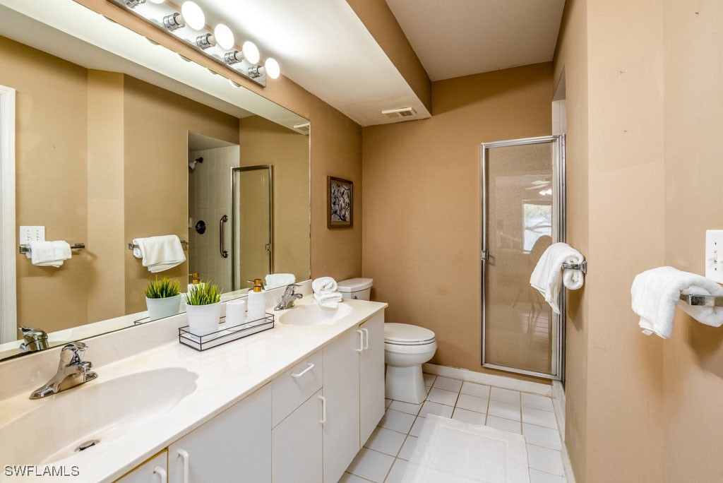2 Bed Condominium for Sale in Pebble Shores, FL, $259,000 — photo 11