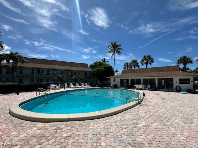 1 Bed Condominium for Sale in Seabreeze West, FL, $199,900 — photo 11