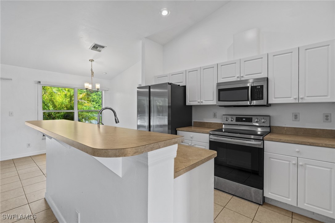 3 Bed SingleFamilyResidence for Sale in Cape Coral, FL — photo 11