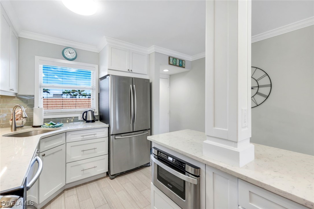 2 Bed Waterfront Home for Sale in Marco Island, photo 11