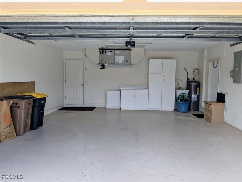 3 Bed SingleFamilyResidence for Sale in Seminole, FL — photo 11