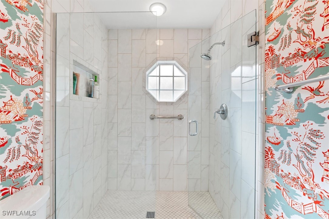 2 Bed Condominium for Sale in Bonita Springs, photo 11
