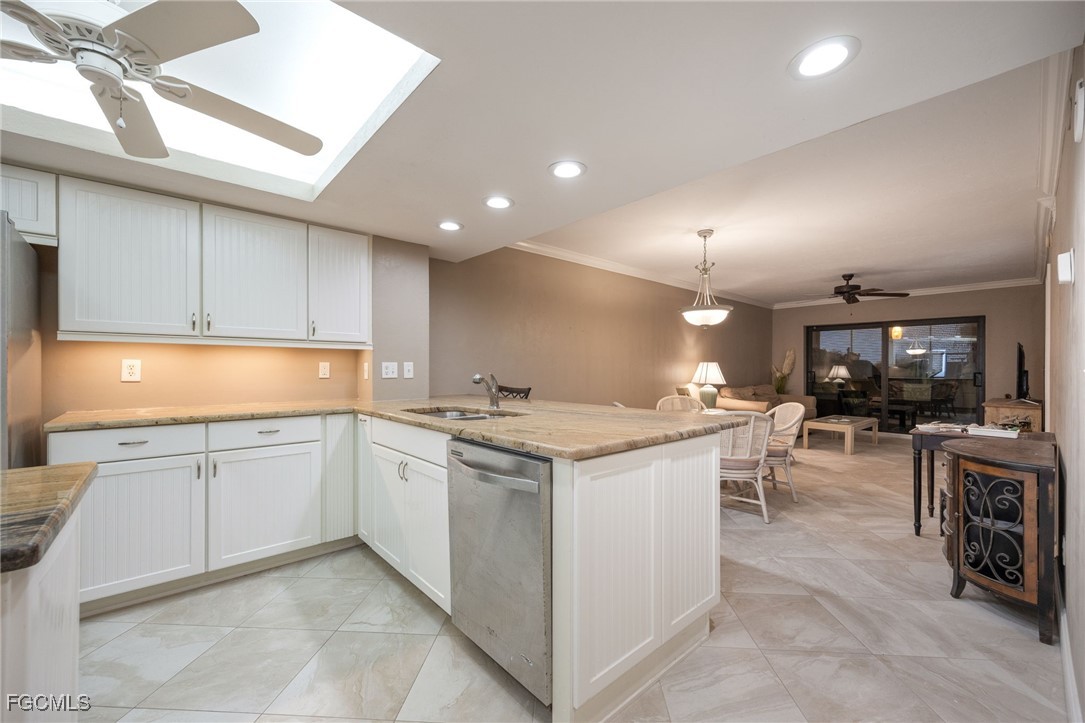 2 Bed Waterfront Home for Sale in Harbour Pointe Condo, FL — photo 11