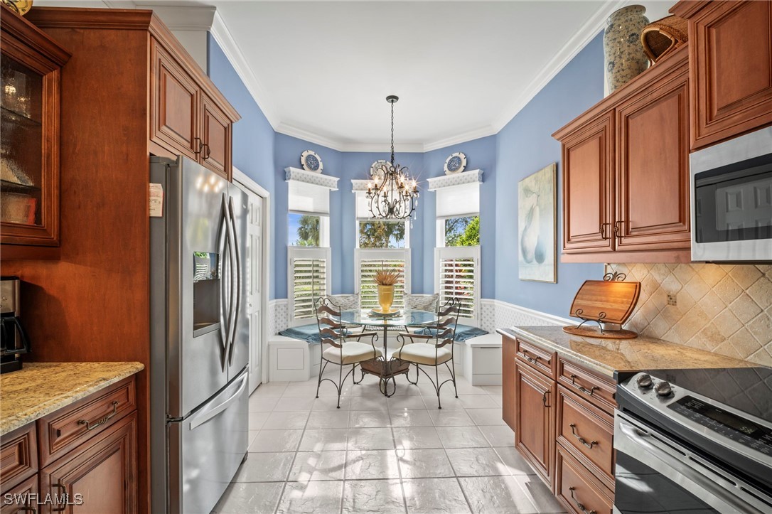3 Bed SingleFamilyResidence for Sale in Naples, photo 11