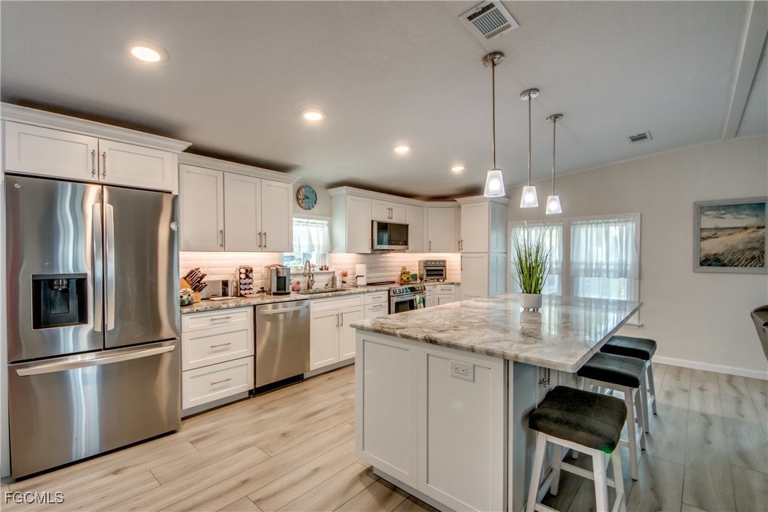 2 Bed ManufacturedHome for Sale in Pine Island Cove, FL — photo 11