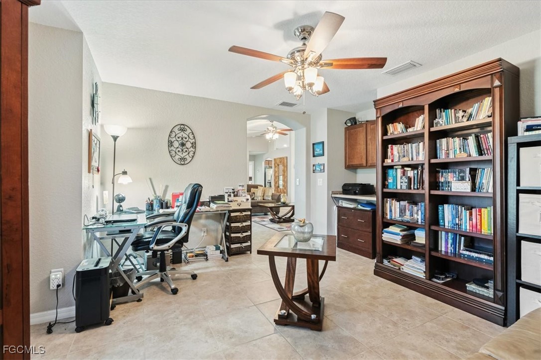 3 Bed SingleFamilyResidence for Sale in North Port, photo 11