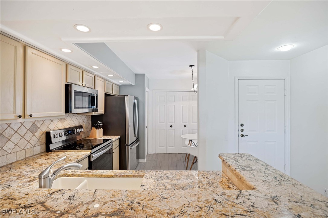 2 Bed Condominium for Sale in Worthington, photo 11