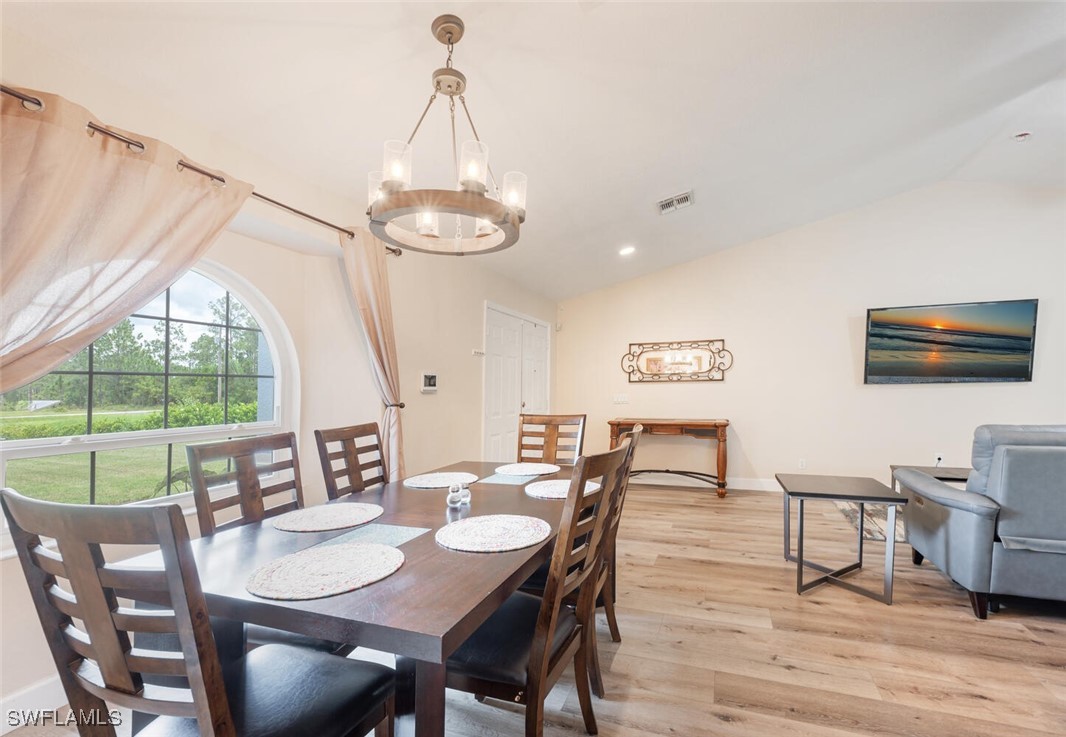 3 Bed SingleFamilyResidence for Sale in Naples, photo 11