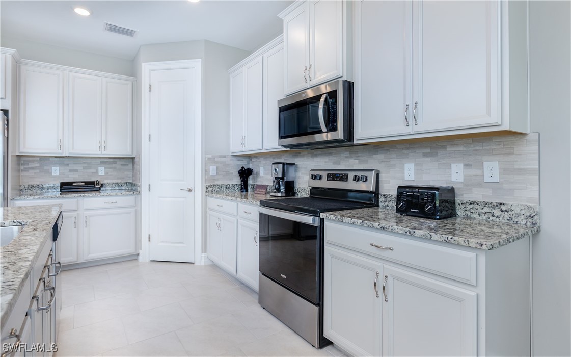 3 Bed Waterfront Home for Sale in Brightwater, photo 11