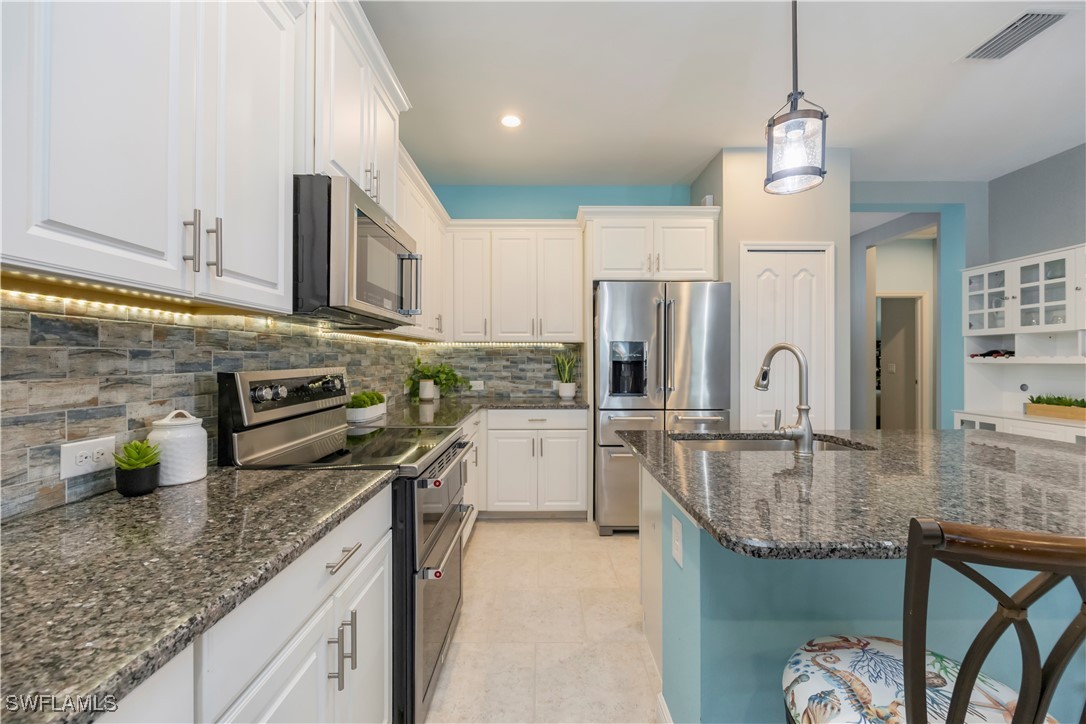 2 Bed Attached for Sale in Naples, FL, $459,000 — photo 11