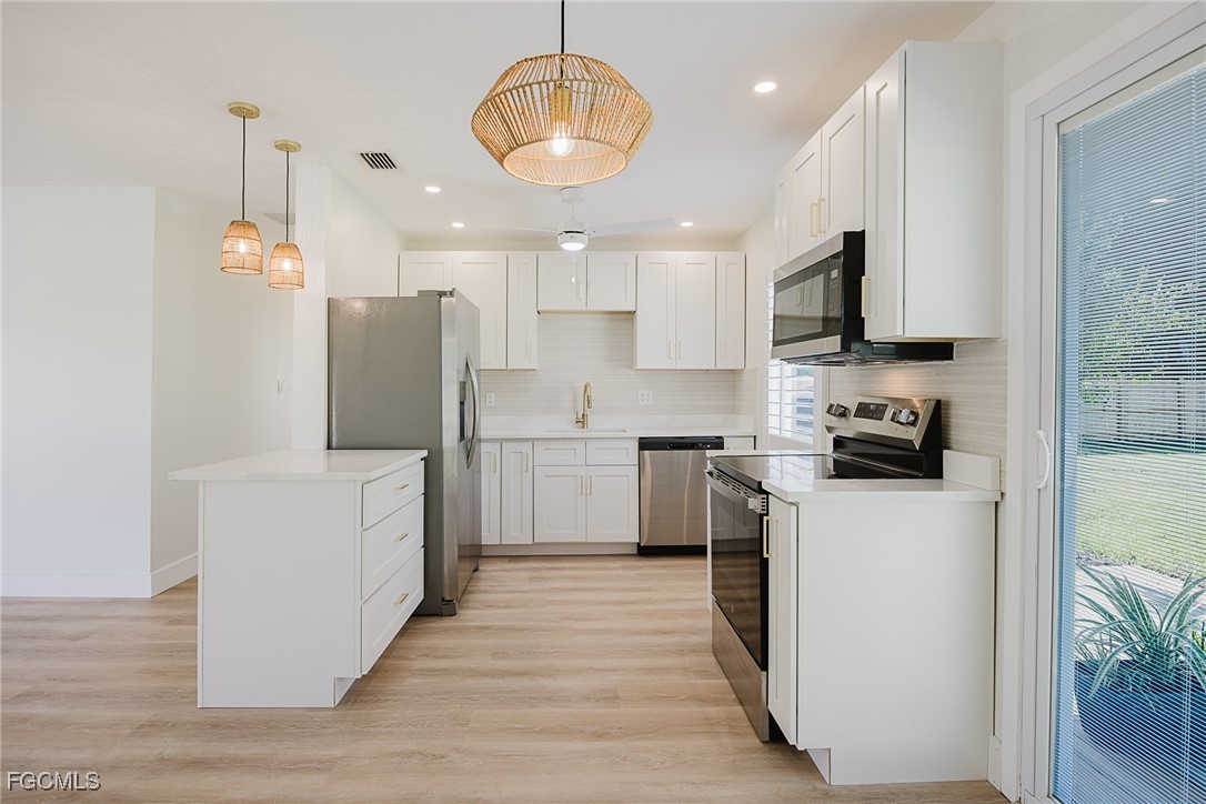 3 Bed SingleFamilyResidence for Sale in Punta Gorda, FL — photo 11