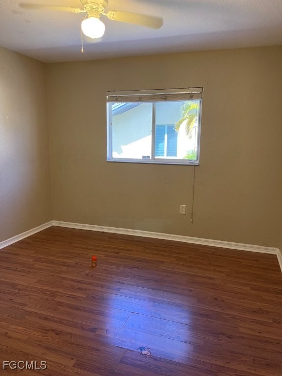 5 Bed Pool Home for Sale in Oakwood, photo 11