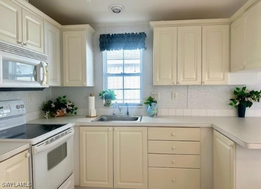 1 Bed ManufacturedHome for Sale in Naples, FL, $125,000 — photo 11