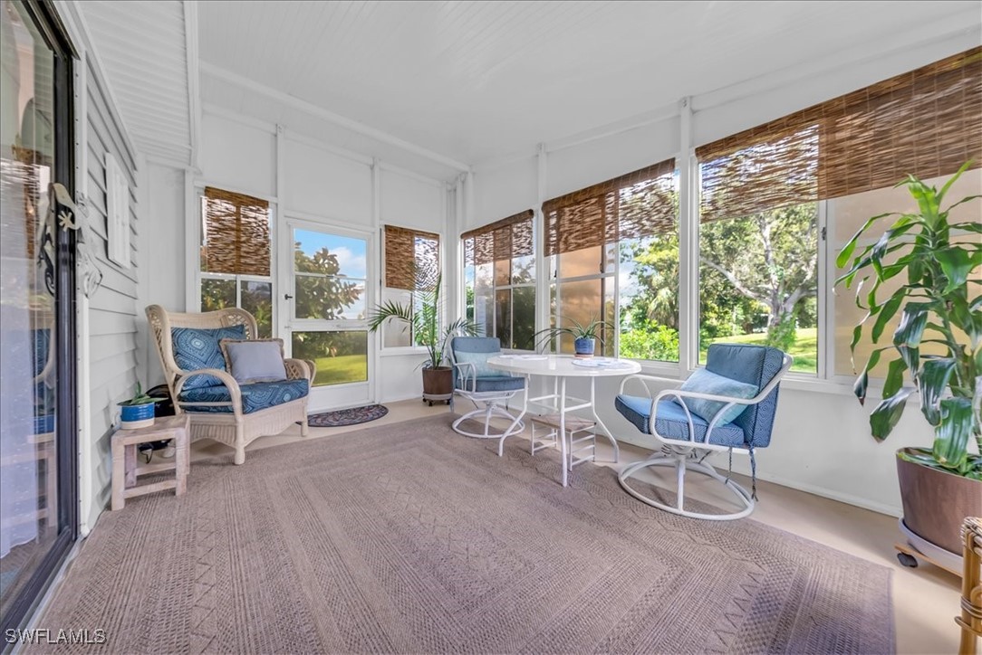 2 Bed ManufacturedHome for Sale in Naples, photo 11