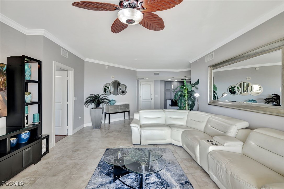 3 Bed Waterfront Home for Sale in Cape Coral, photo 11
