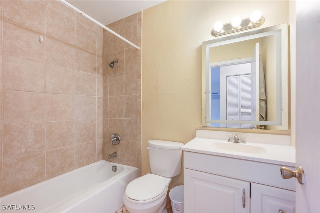 2 Bed Condominium for Sale in Marco Manor Club, photo 11