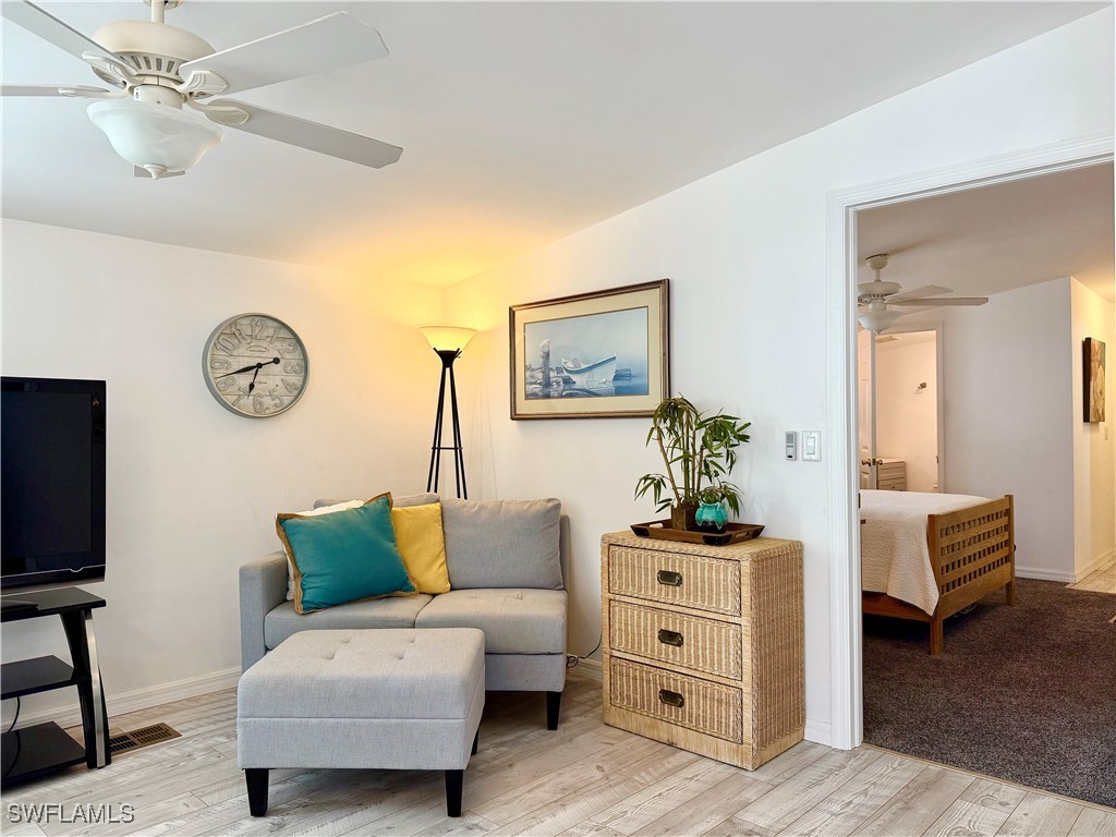 2 Bed ManufacturedHome for Sale in Naples, FL, $125,000 — photo 11