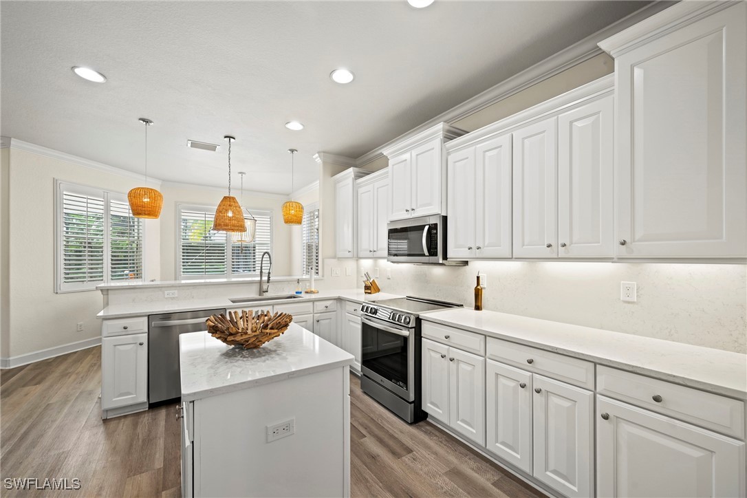 5 Bed Pool Home for Sale in Bella Terra, photo 11