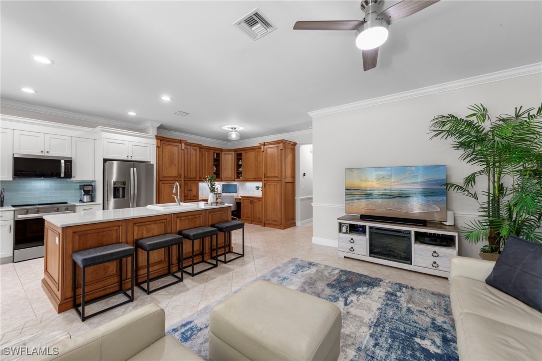 2 Bed Waterfront Home for Sale in Stoneybrook, FL — photo 11
