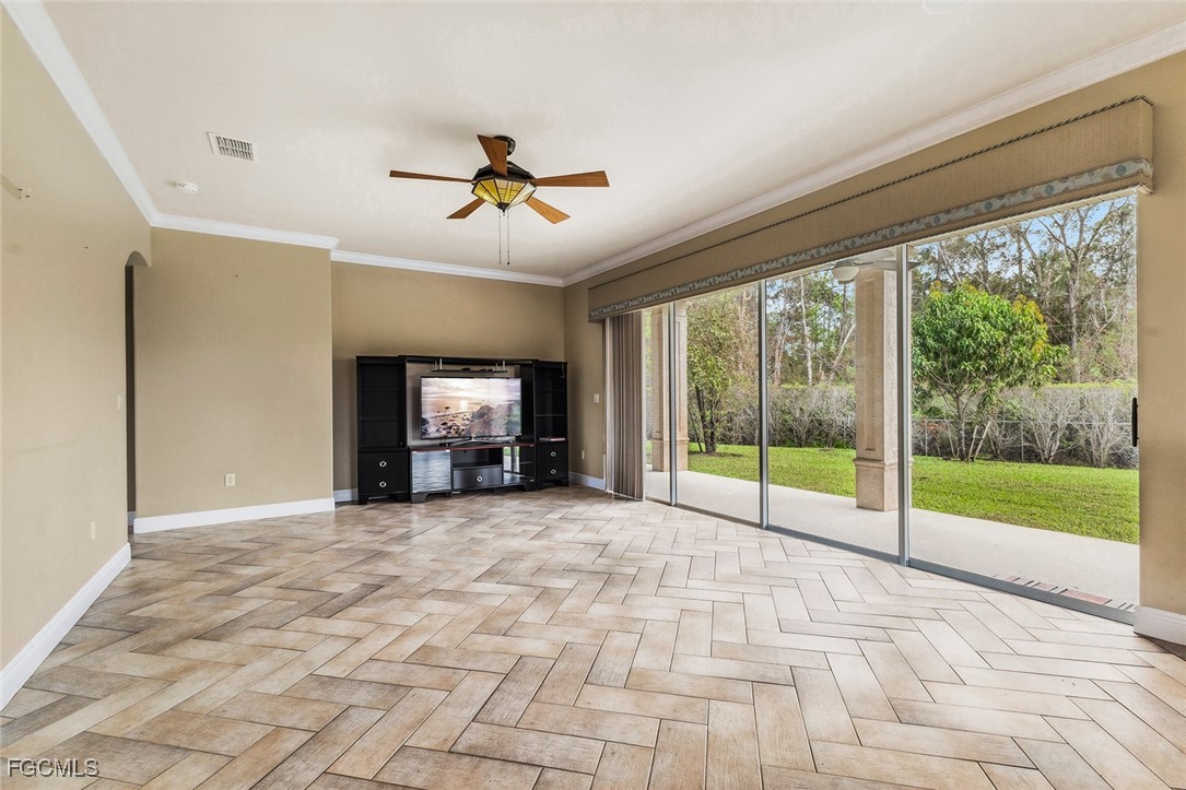 4 Bed Waterfront Home for Sale in Briarcliff, photo 11