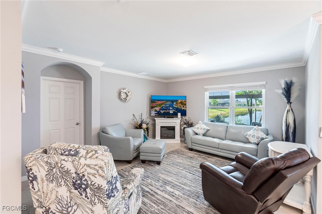 4 Bed Pool Home for Sale in Waterford, photo 11