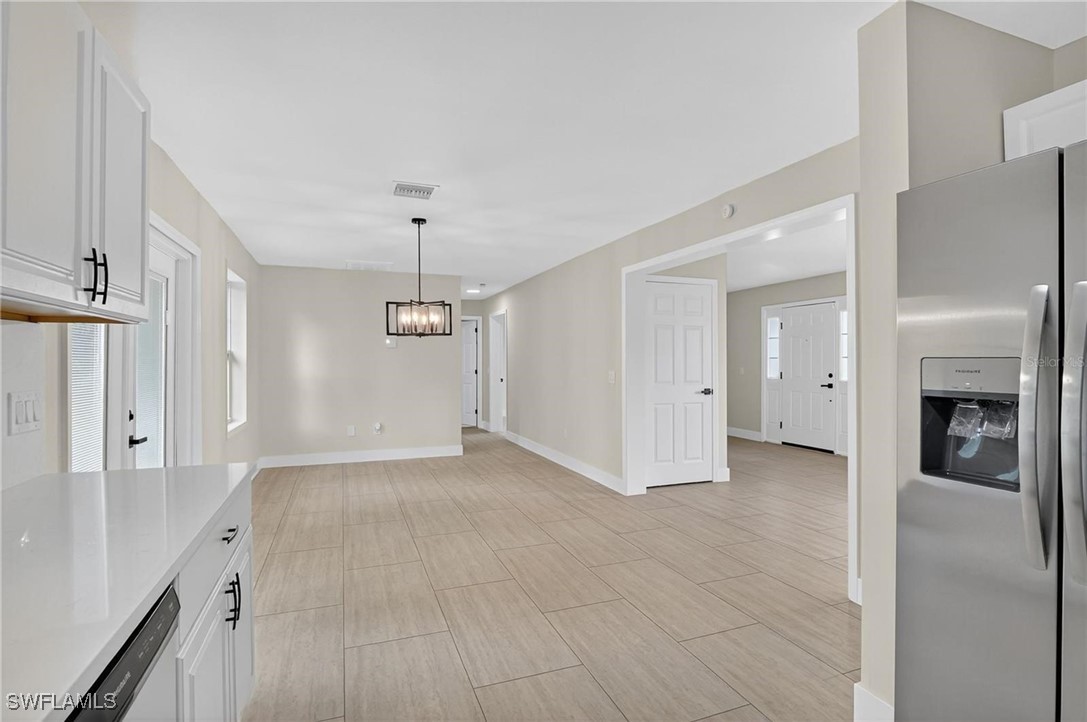 3 Bed SingleFamilyResidence for Sale in Lehigh Acres, photo 11