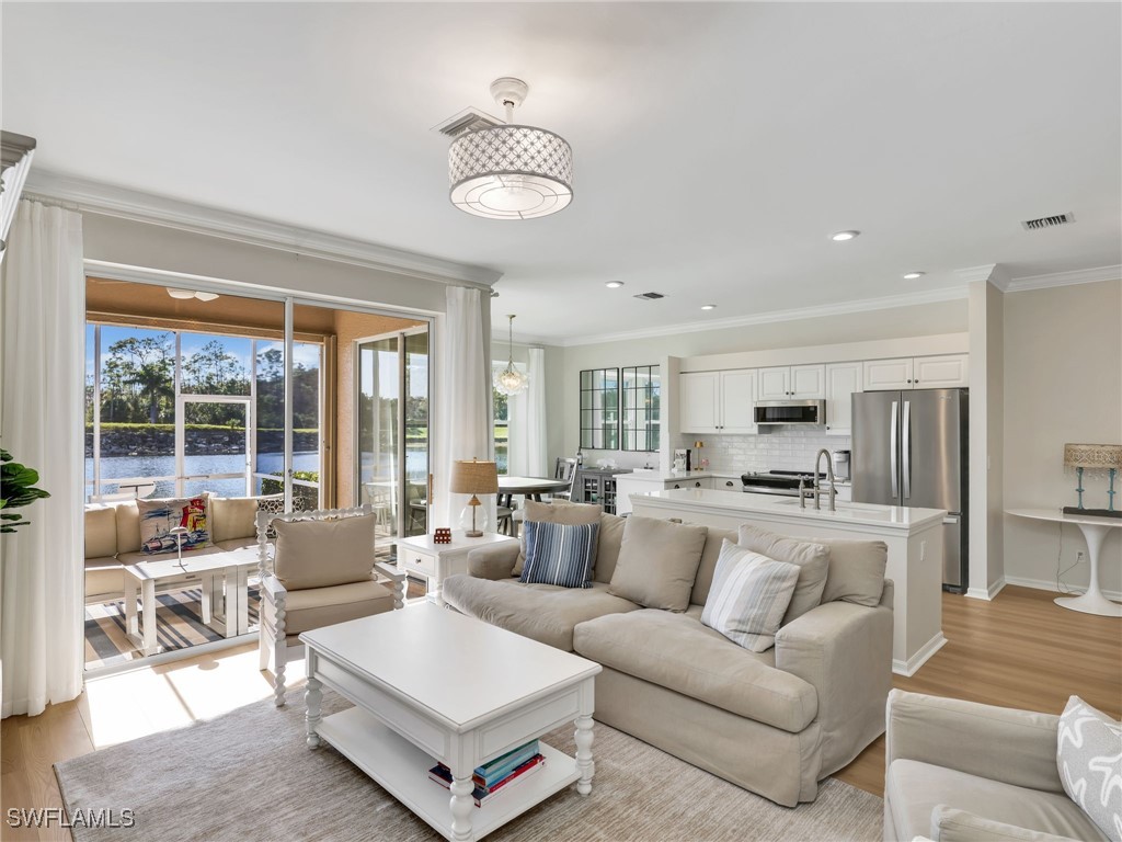 2 Bed Waterfront Home for Sale in Stoneybrook, FL — photo 11