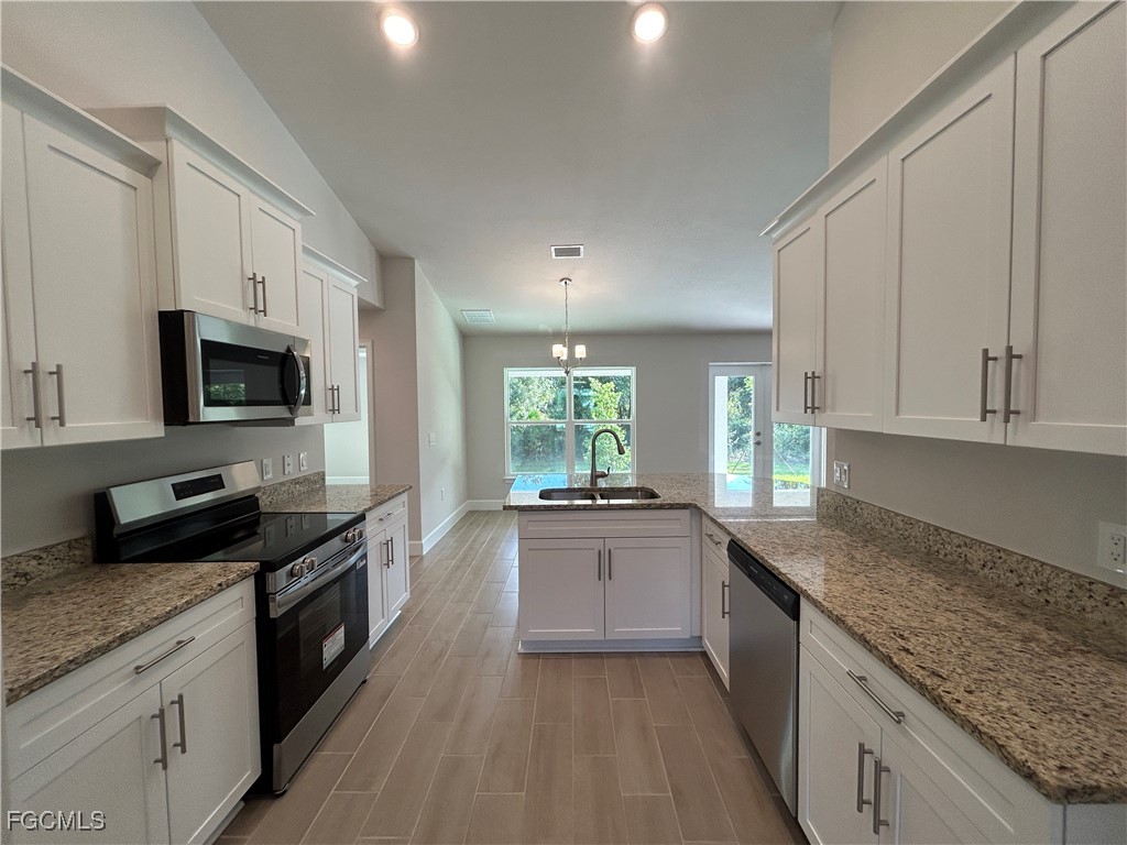 4 Bed SingleFamilyResidence for Sale in Deep Creek, FL — photo 11