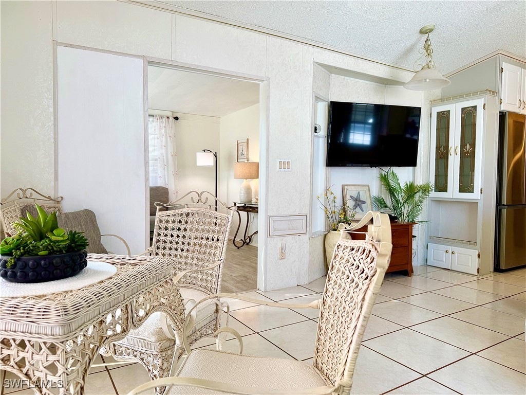 2 Bed ManufacturedHome for Sale in Naples, FL, $145,000 — photo 11